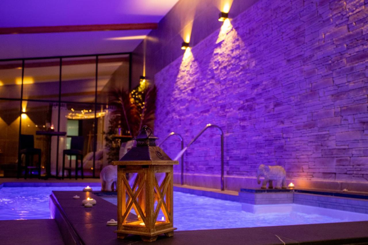 Le Bois Boheme- Suite & Spa Privatif Ним Экстерьер фото